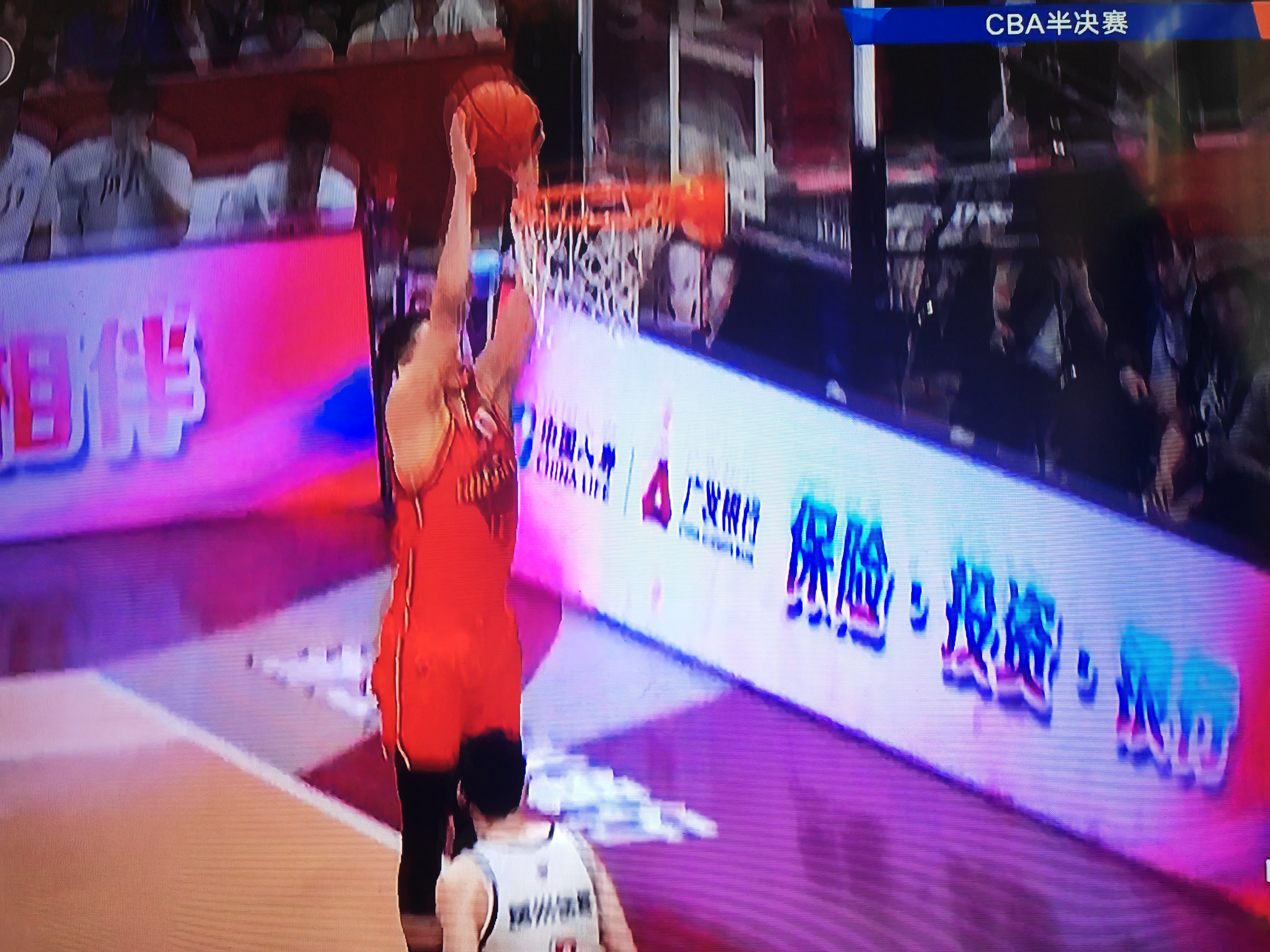 包含浙江稠州迎CBA季后赛关键赛，今晨刷新队史纪录，气氛紧张，心理建设被强调的词条