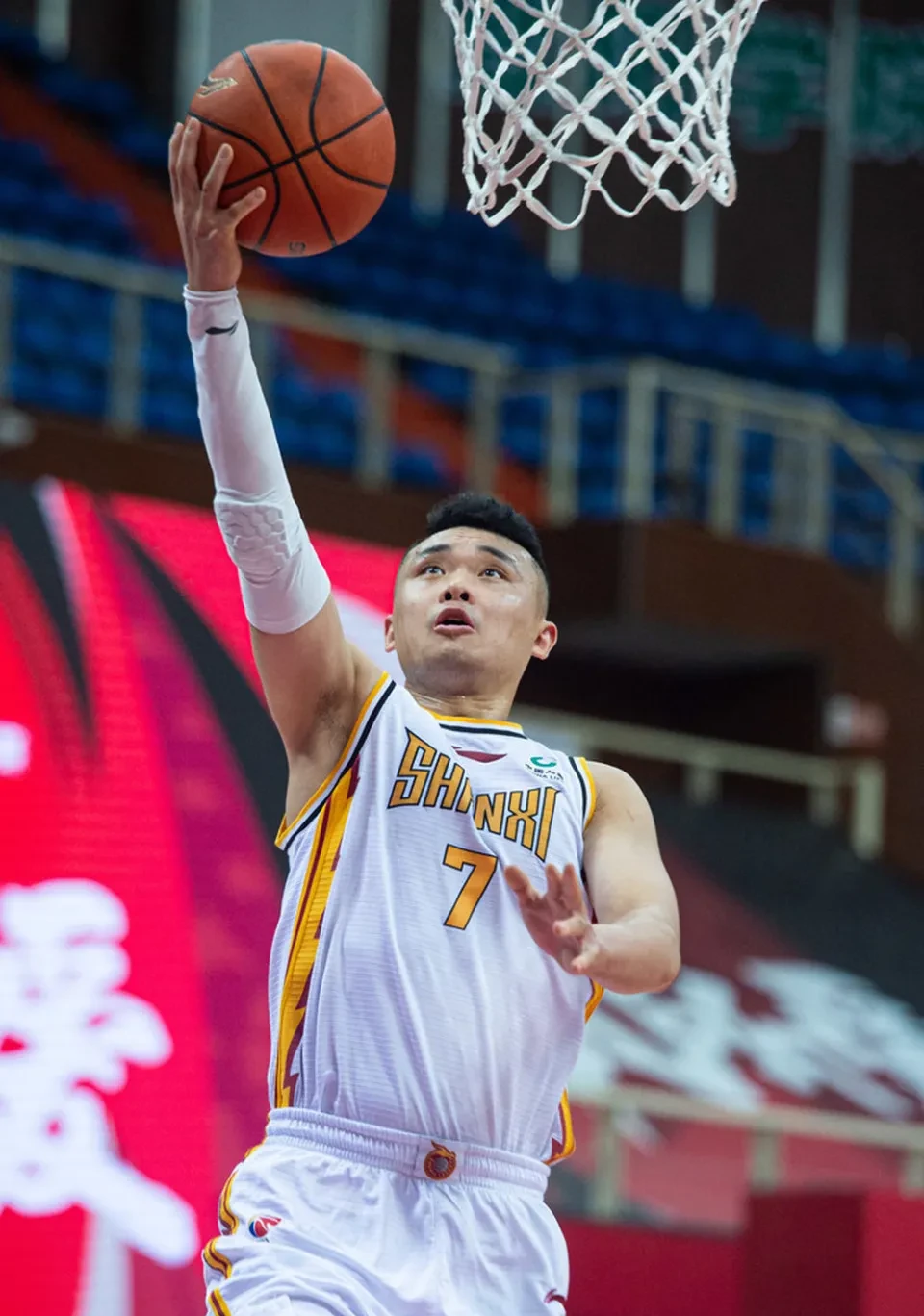 壹号娱乐平台关于里程碑夜！辽宁本钢扳平良机，NBA常规赛今晨刷纪录，震撼外界，资深球员宣示担当的信息