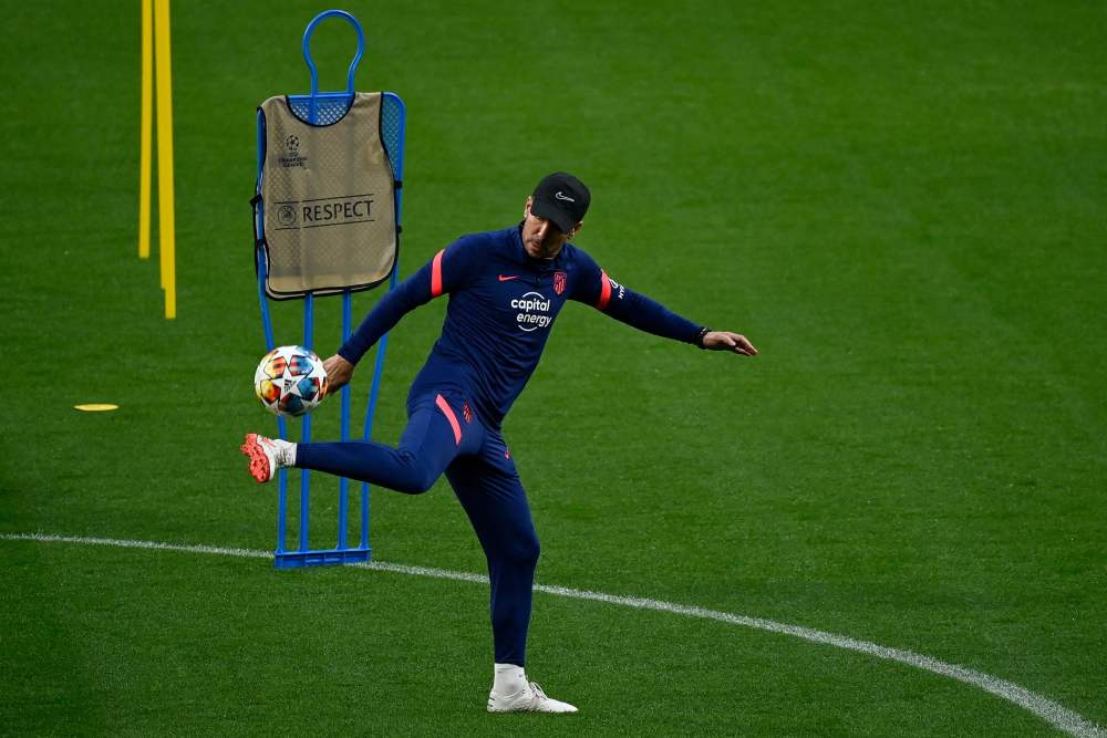 壹号娱乐模拟器关于浙江稠州围绕社区盾完成体检俄克拉荷马雷霆止住颓势备战欧冠，这一次真的赛前多特蒙德战术微调的信息